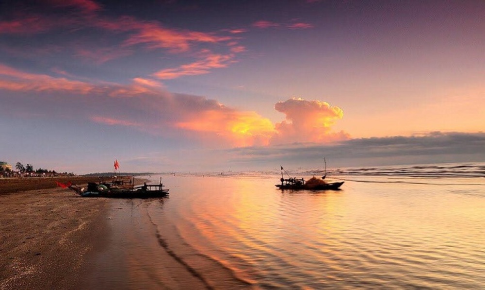 Khám phá vẻ đẹp hoang sơ các bãi biển Nghệ An