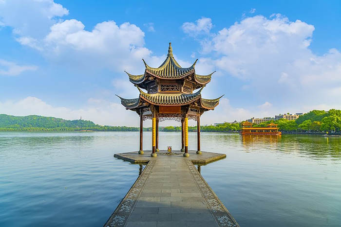 Những địa điểm du lịch không thể bỏ lỡ khi đến Hàng Châu, Trung Quốc