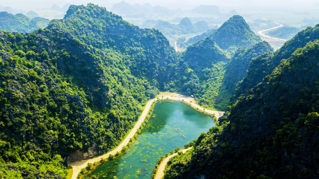 5 địa điểm du lịch Ninh Bình đẹp như tiên cảnh