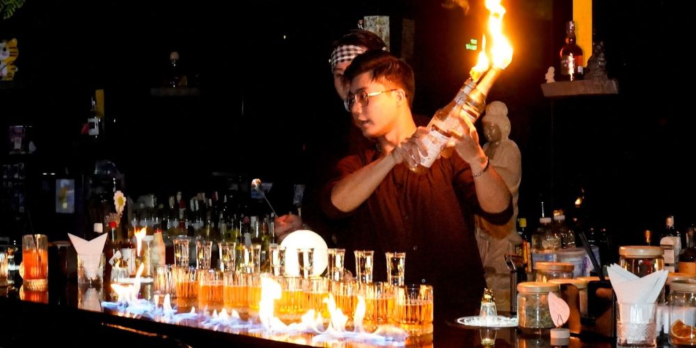 8 Speakeasy bar độc đáo ẩn mình giữa lòng Sài Gòn