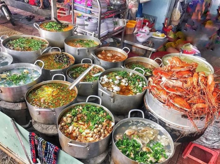 Càn quét 5 khu phố ẩm thực tại Quy Nhơn