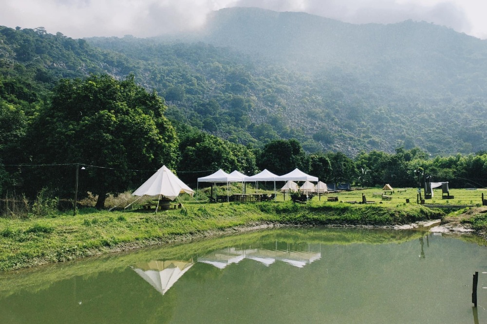 Cắm trại tại 8 khu glamping sang chảnh nhất Việt Nam