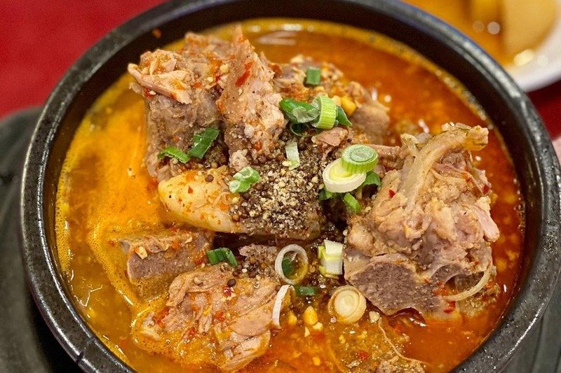 Nếu bạn đang có dự định đi du lịch Hàn Quốc trong mùa Đông thì hãy bỏ túi ngay những món ăn đặc sắc hấp dẫn tại xứ sở Kim Chi mà Sakos gợi ý sau đây nhé!!
