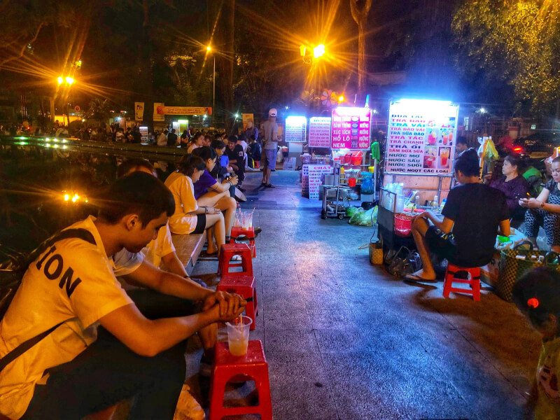Top những khu phố ẩm thực sôi nổi nhất Sài thành
