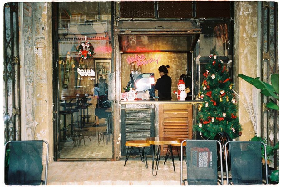 Check-in 8 quán cafe vibe giáng sinh hot ở Sài Gòn 
