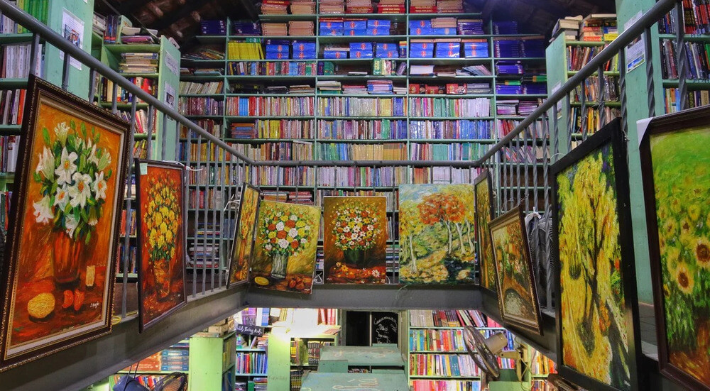 4 phố sách nổi tiếng Hà Nội cho team mê sách