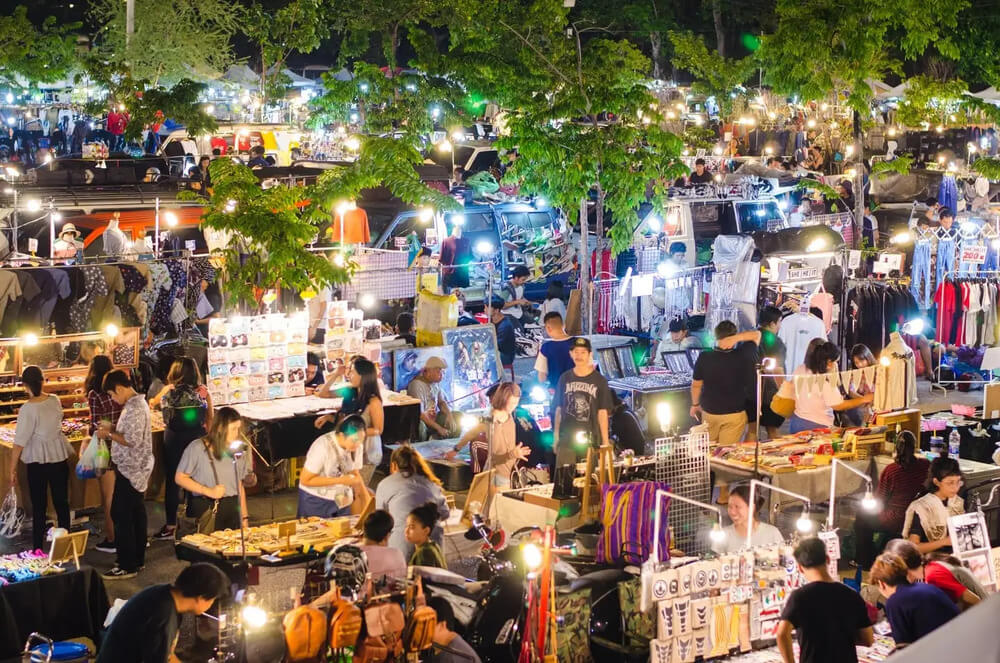 Chatuchak - Chợ đêm cuối tuần lớn nhất thế giới