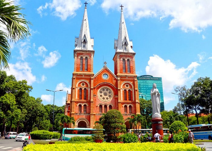  Chiêm ngưỡng những nhà thờ Công giáo đẹp nhất Việt Nam