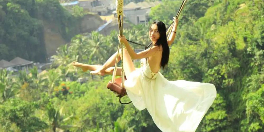 Hoá tiên nữ cùng “xích đu đến thiên đường” Bali Swing