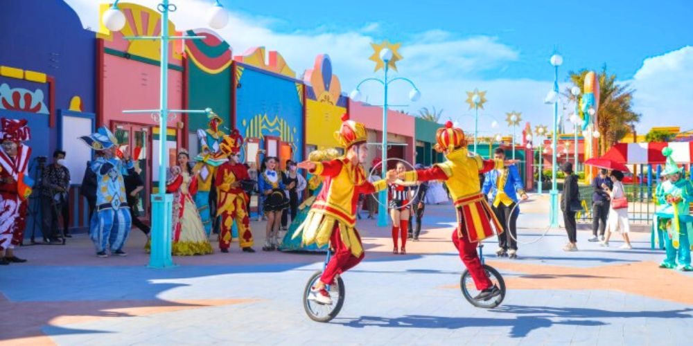 Circus Land - "Gánh xiếc lưu động" bên bờ biển Phan Thiết