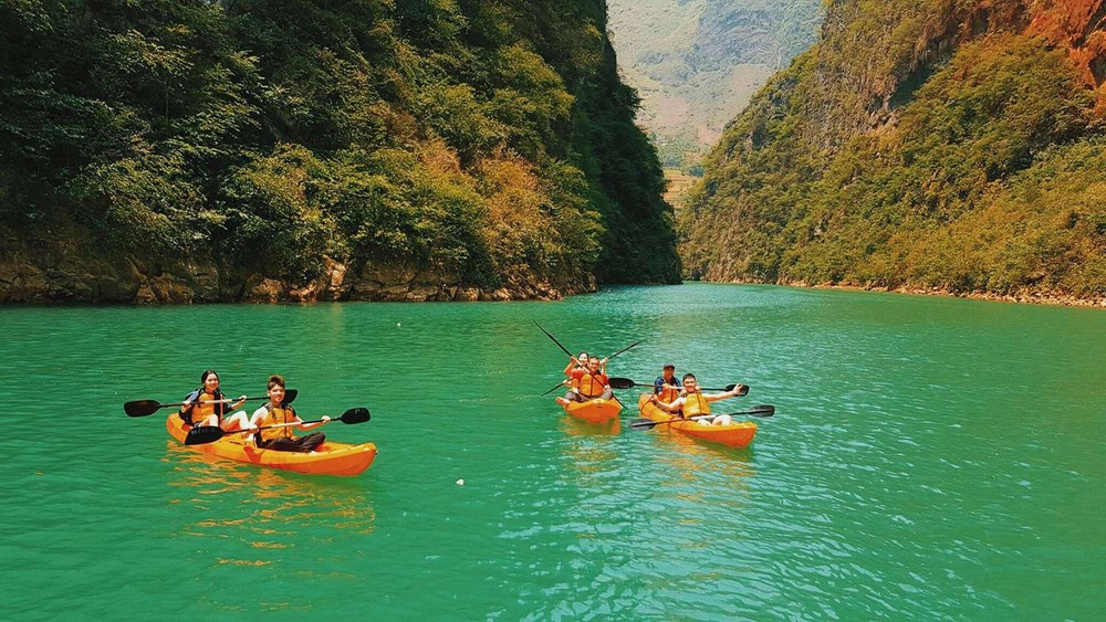 6 tour chèo SUP nhất định bạn phải thử (Phần 1)