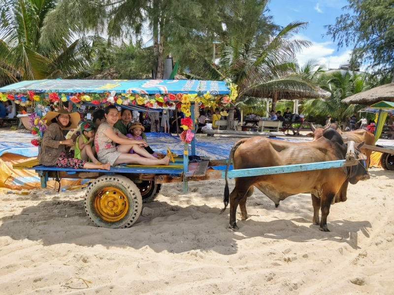 Bãi tắm Cam Bìnah chiếm trọn trái tim Du khách Bình Thuận