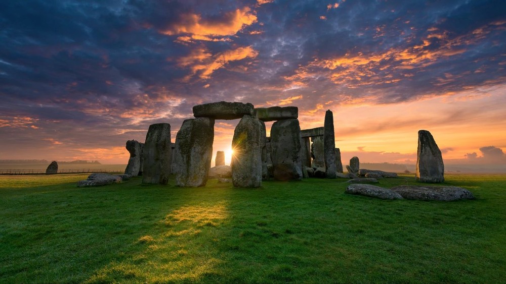 Stonehenge - Vòng tròn đá bí ẩn ngàn năm vẫn còn đó