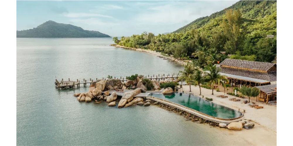 Top 10 resort Việt Nam nổi tiếng xuất sắc thế giới