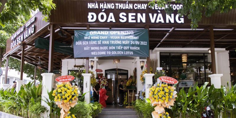 Nhà Hàng Chay Đóa Sen Vàng
