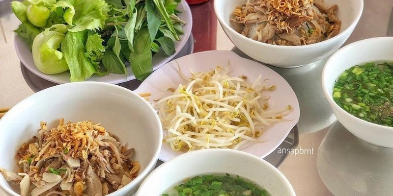 Phở Hạnh – Quán phở khô mang hơi hướng hiện đại
