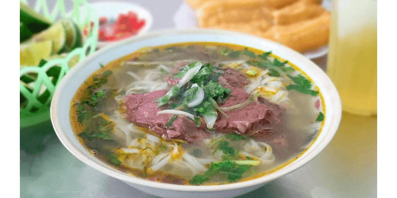 Phở Tạo đậm đà, chuẩn vị Bắc Bộ